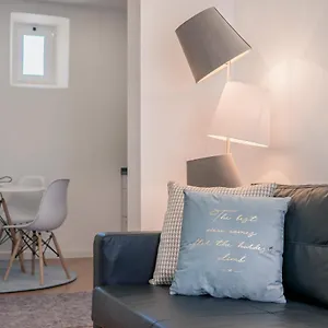  Apartment Brand New Downtown