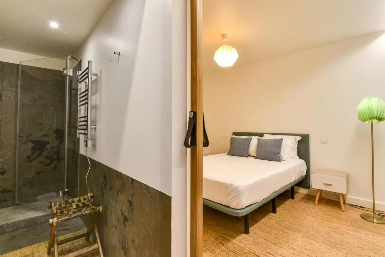 New Apartment With Easy Access In Traditional Area Lisbon